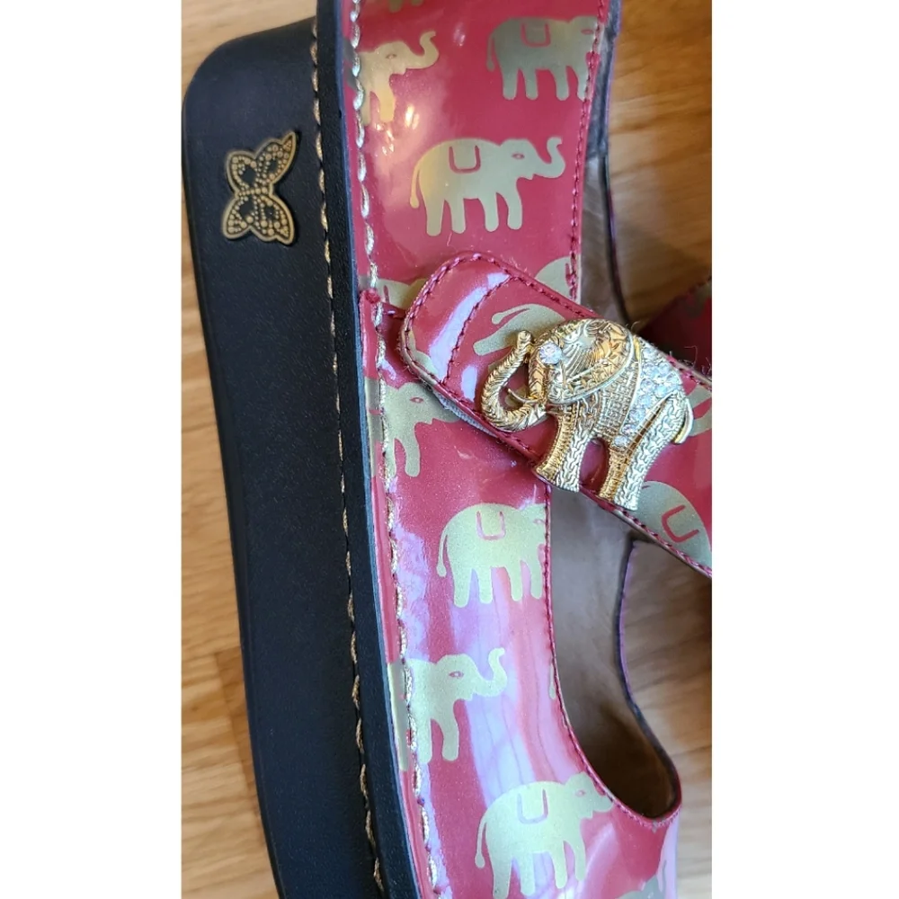 Alegria Paloma Mary Jane shoes Golden Elephant Patent Red Leather 6 Nurse